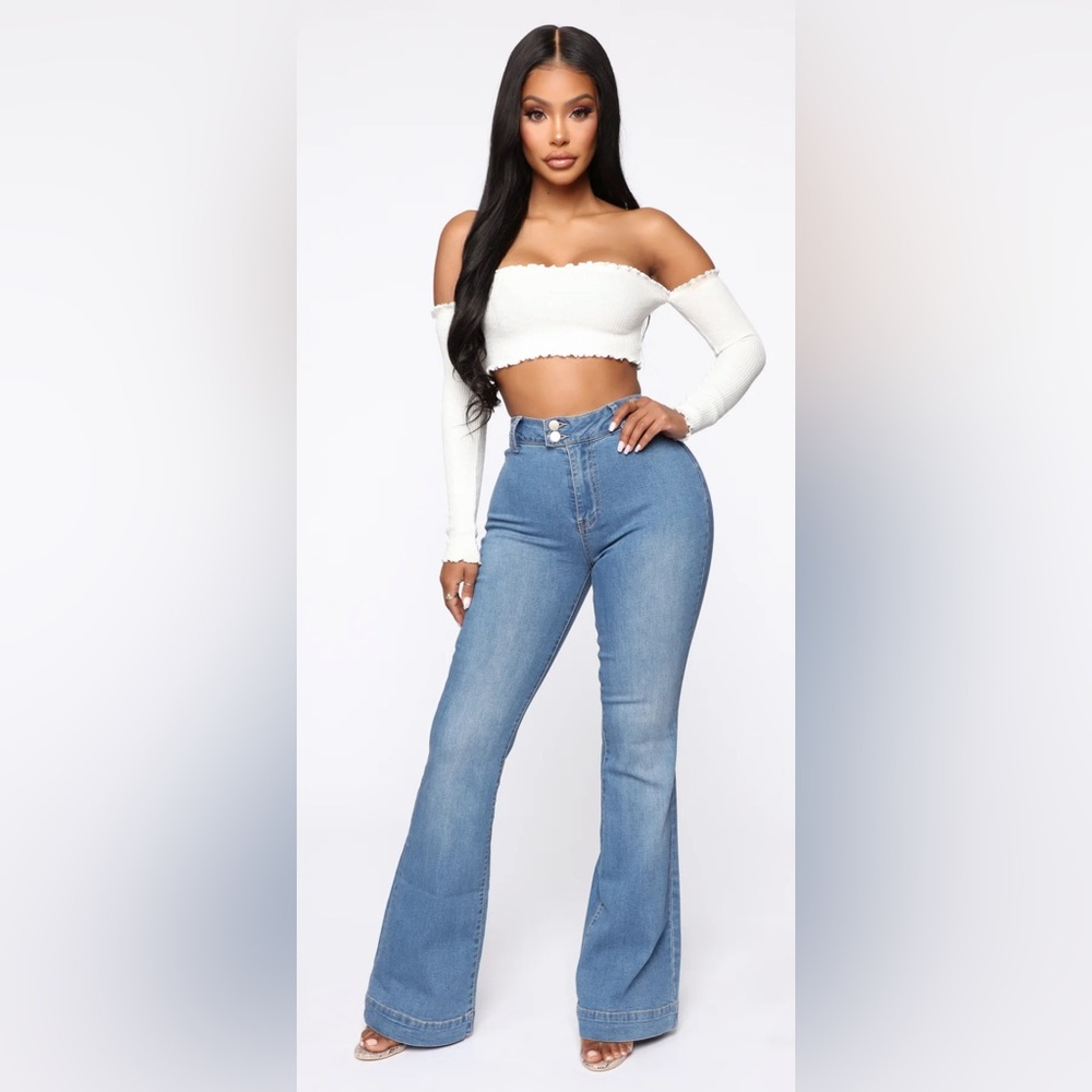 Paige High Rise Flare Jean - LightBlueWash